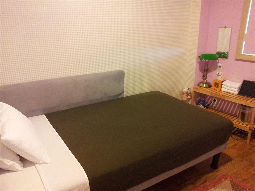 Backpackers In Jeju City Center Extérieur photo