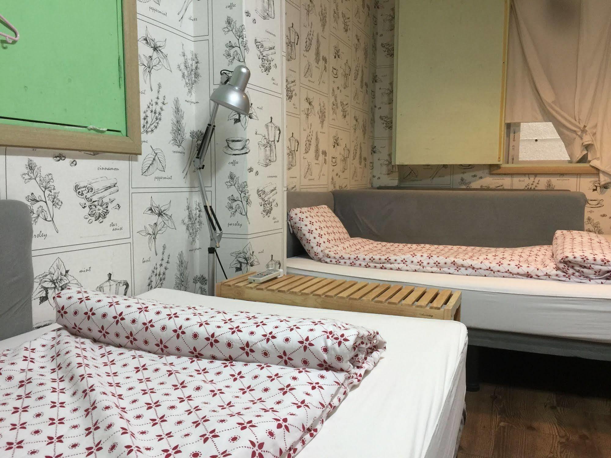 Backpackers In Jeju City Center Extérieur photo