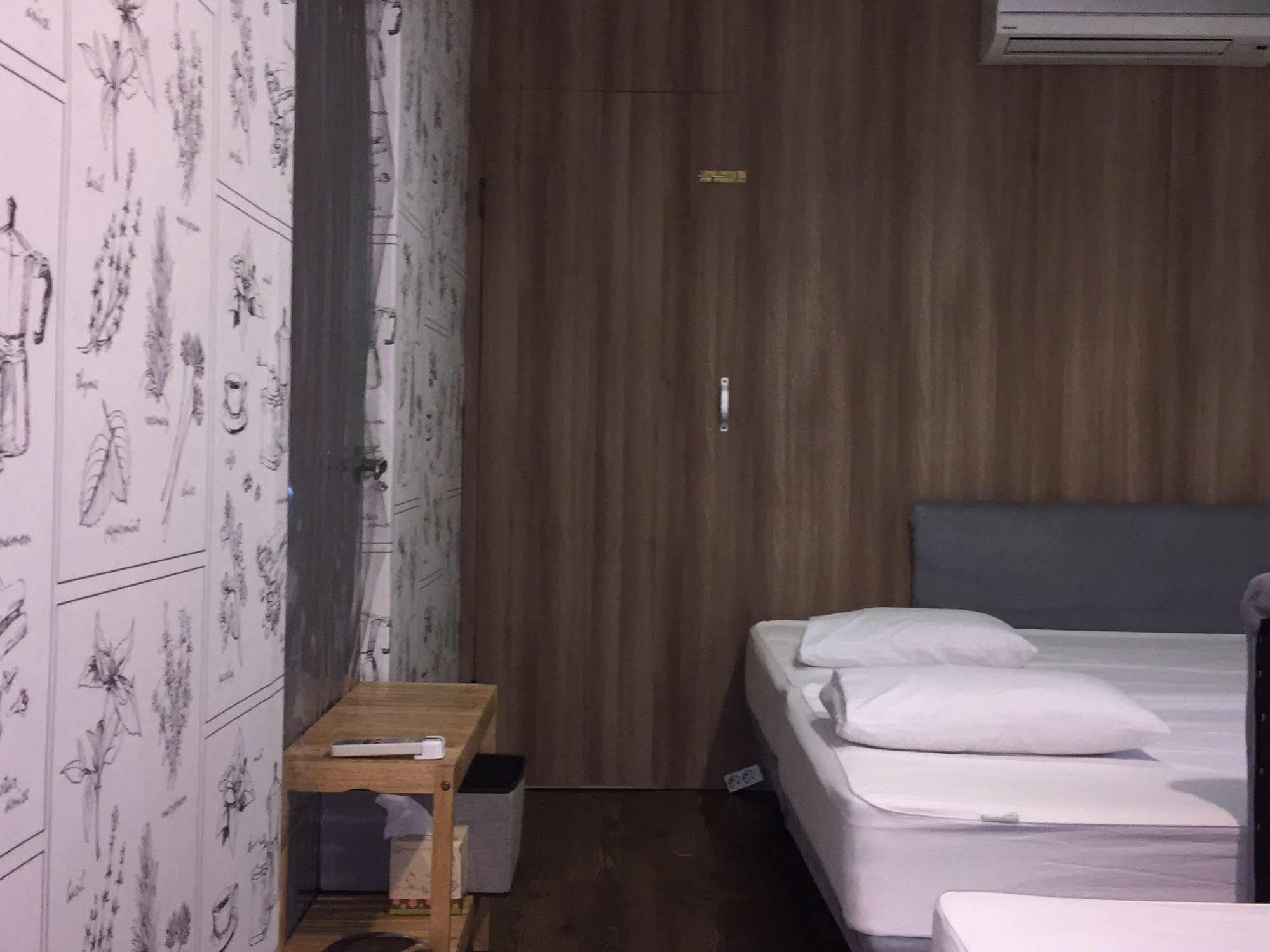 Backpackers In Jeju City Center Extérieur photo