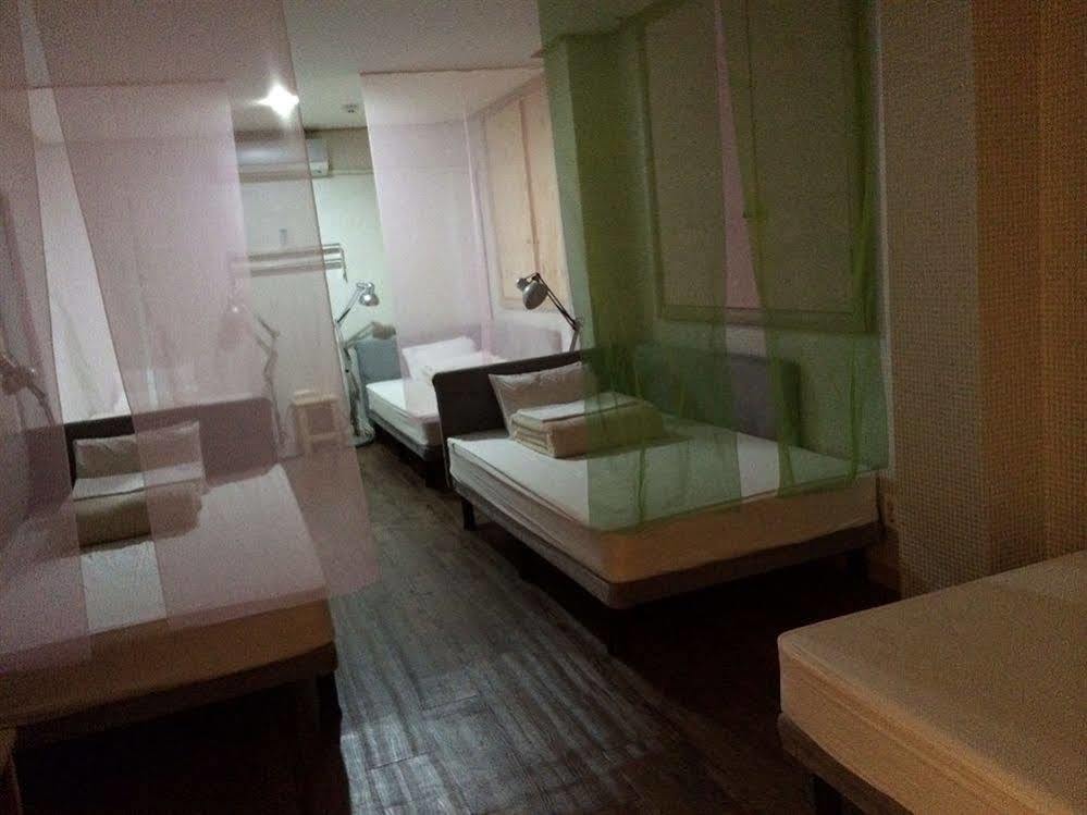 Backpackers In Jeju City Center Extérieur photo